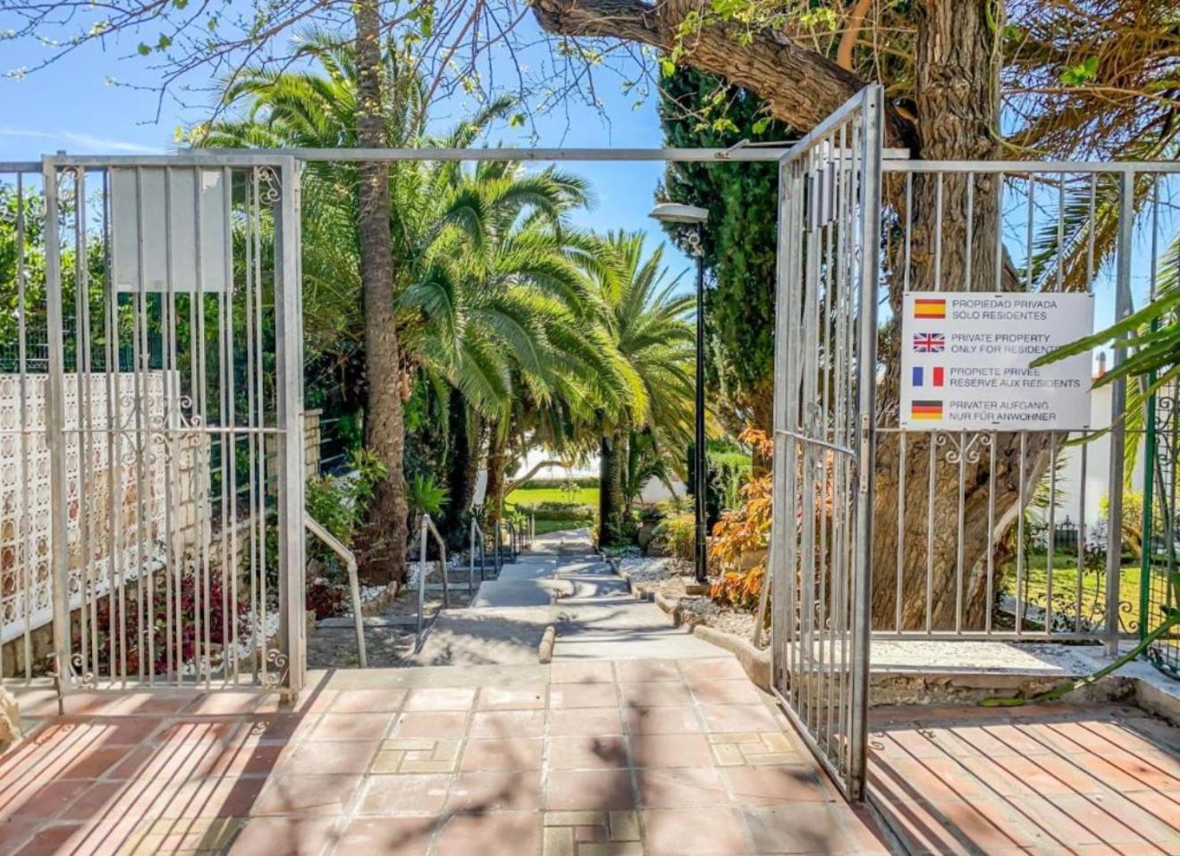 Appartamento La Roca Chica Torremolinos Esterno foto